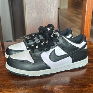 Nike Kids Panda Dunks 2Y